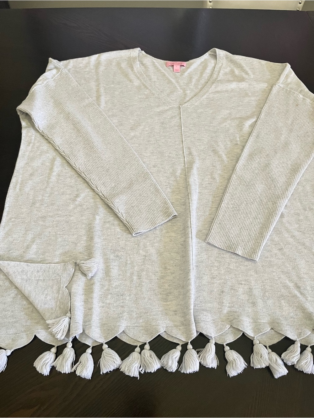 Lilly Pulitzer Light Gray V-Neck Tassel-Hem Sweater